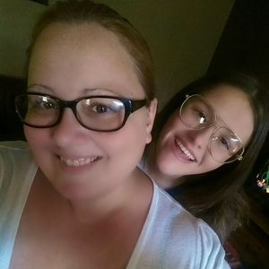 Meet your Posher, Loreina